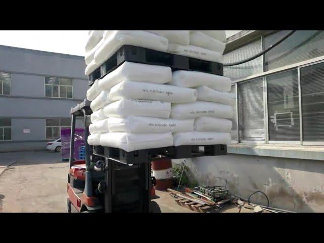 How should we test the quality of plastic pallets?