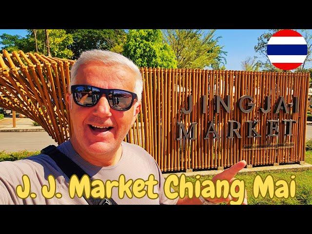 Der Jing Jai Weekend Market in Chiang Mai - Reisen nach Thailand 2024