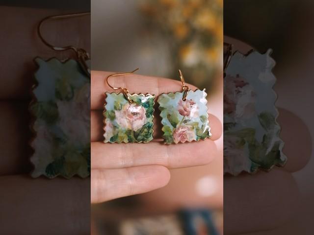 Making lil raviolis with polymer clay! #handmadejewelry #diy #miniaturefood