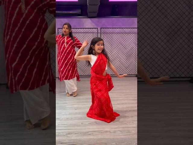 Killer Dance by this little cutie Barkat Arora - Badi mushkil #alkayagnik #classicmusic