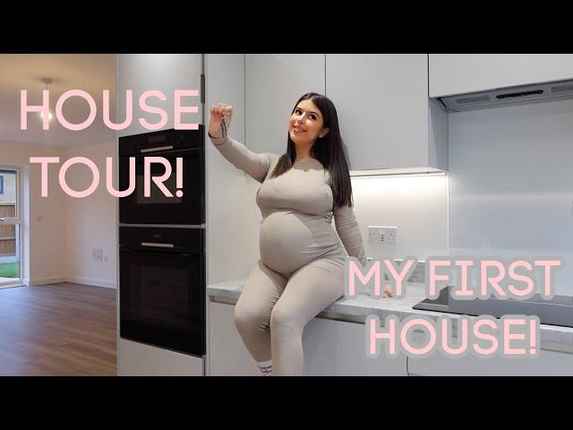 EMPTY HOUSE TOUR OF MY FIRST HOUSE!  | SOPHIA GRACE