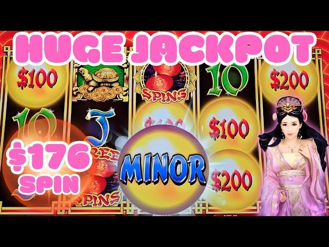 WATCH HOW I DESTROY THIS MACHINE!! HUGE JACKPOT