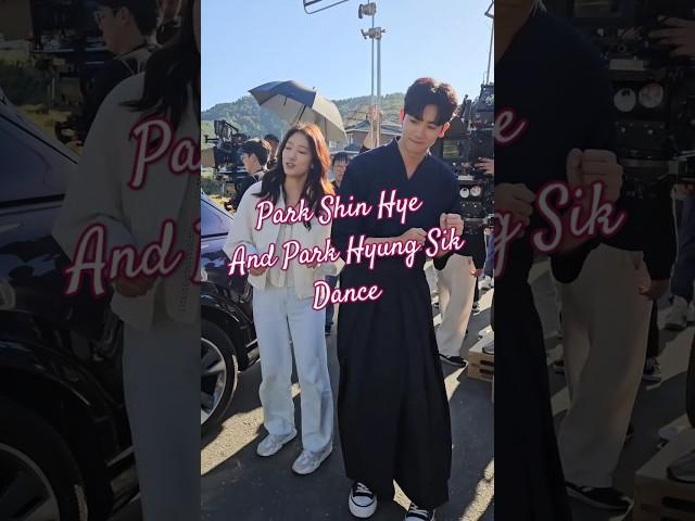 Park Shin Hye and Park Hyung Sik Dance #parkshinhye #parkhyungsik