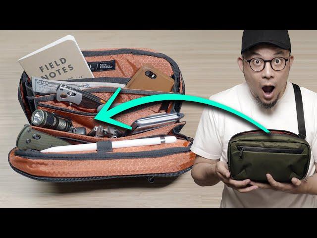 By FAR, the best sling bag for organization-freaks // Alpaka Elements Tech Pouch