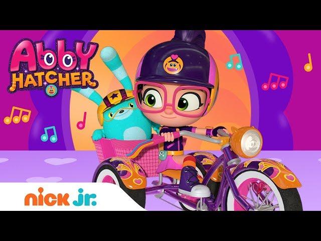 Abby Hatcher: Theme Song + BONUS Sneak Peek | Stay Home #WithMe | Abby Hatcher | Nick Jr.