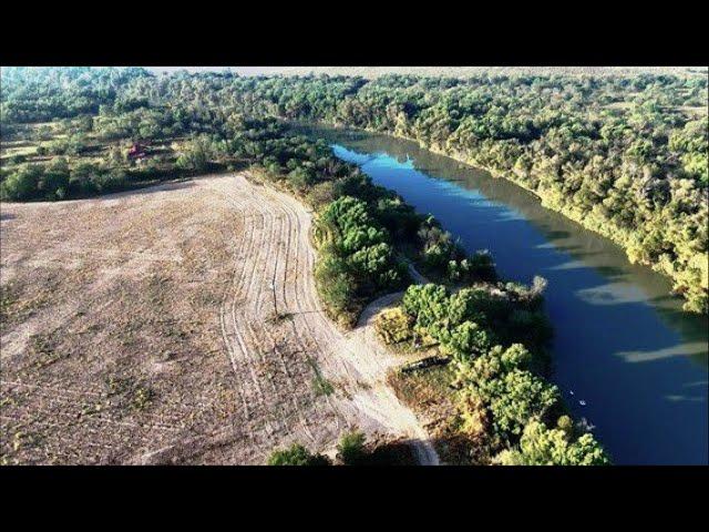 Texas General Land Office unveils proposed 1,402-acre site for immigrant detention, border wall