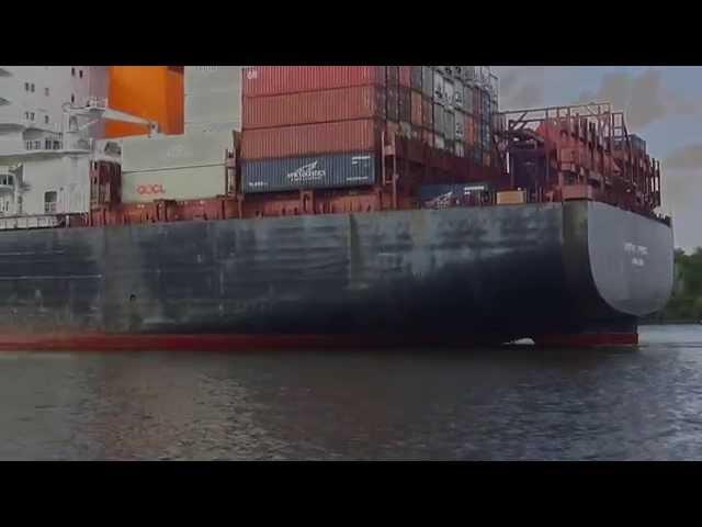 Hapag Lloyd Boston Express arriving in Savannah