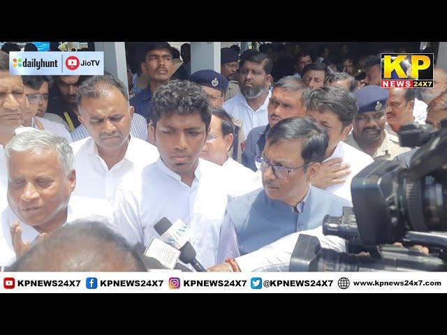 Central Minister V Somanna inspected Bidar railway station ongoing works