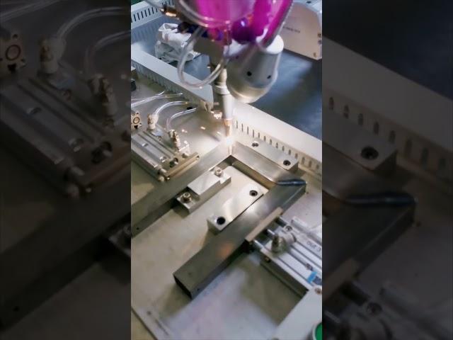 [LX Machinery] Automatic laser metal pipe welding machine, suitable for furniture parts processing