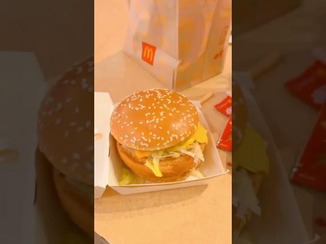food at umra#umra2023#medina#mecca#rawalpindi #saudiarabia #rabia