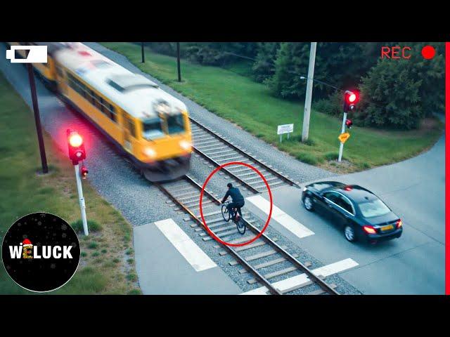 100 SHOCKING Moments Of Train Crash Compilation Caught On Camera After Christmas Eve!