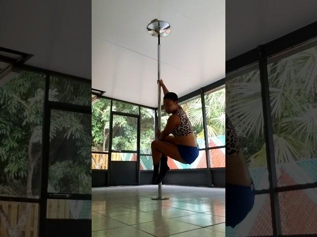 How To POLE DANCE: FIREMAN SPIN (TuToRiAL) - Pole Dance For Beginners