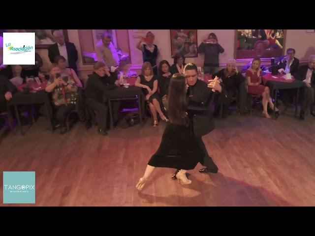 MILONGA DE LOS CAMPEONES - Diego Ortega & Aldana Silveyra dance Aníbal Troilo - Farol