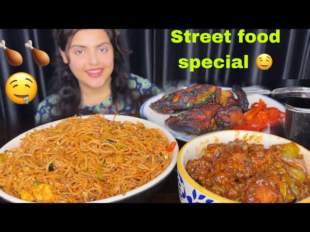 Indian Street Food Eating: Schezwan Egg Noodles, Chicken Tandoori, Chilli Chicken| Mukbang Eating