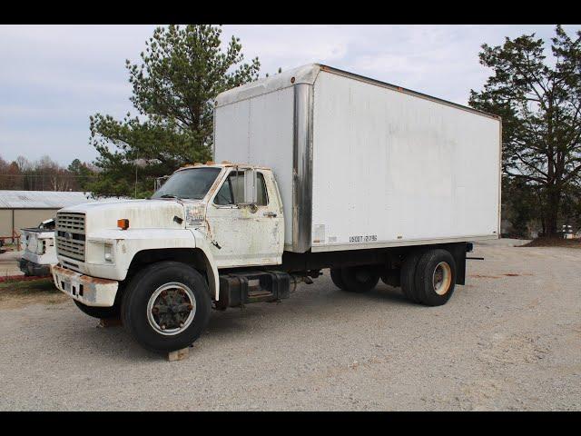 1989 Ford F-700 Box Truck Online at Tays Realty & Auction, LLC