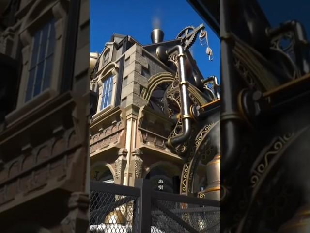  THIS PARK IS SO IMMERSIVE!
