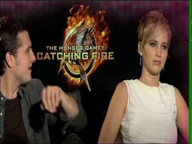 Jennifer Lawrence and Josh Hutcherson Imitates Aussies