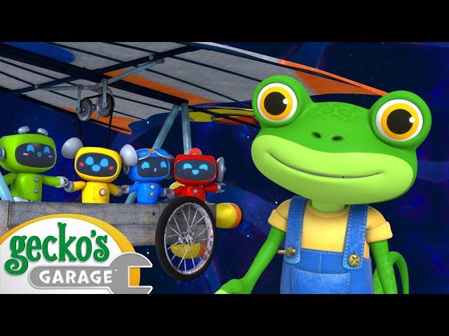 Stuck in Space | Gecko the Mechanic | Vehicle Repair Cartoons | Buses, Trucks and Cars