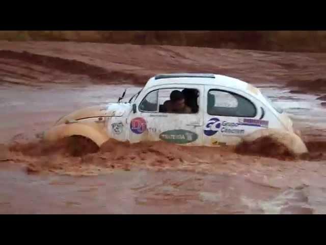 FUSCA 4X4 EM AÇÃO - 1º DO BRASIL