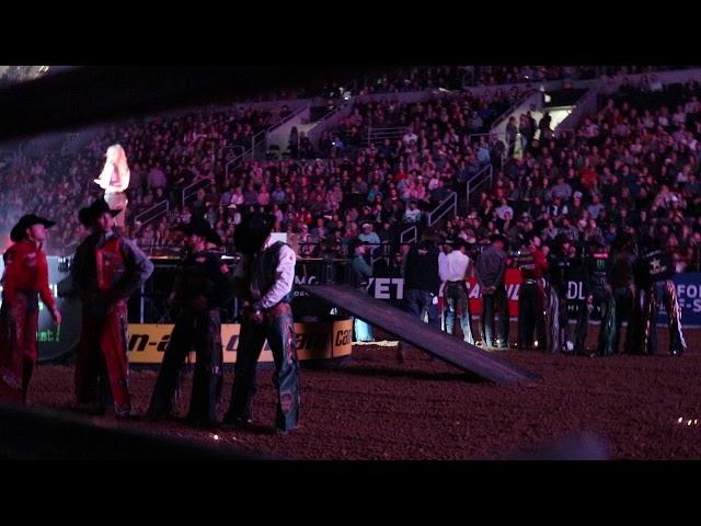 PBR - Saint Louis - Missouri - Cowboys getting into the arena!