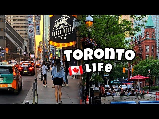 Toronto life Downtown #Toronto #Canada  4K