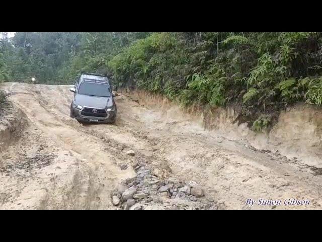 New Toyota Hilux 2022 Off-road Test | Kereta baru terus bawa jalan Offroad