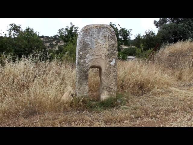 Things to do. Great monolith of Pachna - Ancestores healing standing stone