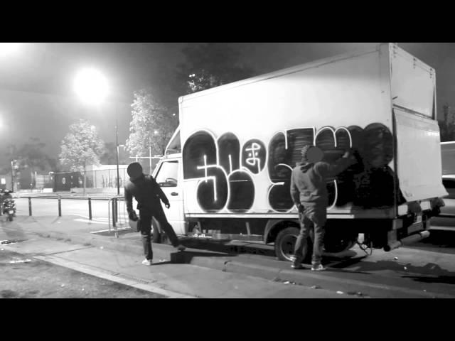 Bombing With Staze. (Graffiti documentary).