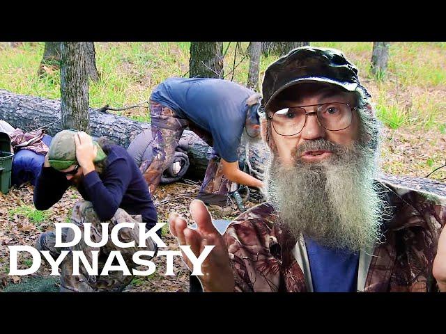 How to Survive Camping with the Robertsons (S3) | Duck Dynasty