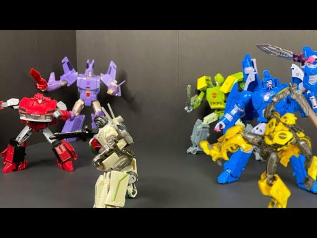 Transformers stop motion Decepticons vs Autobots #transformersstopmotion