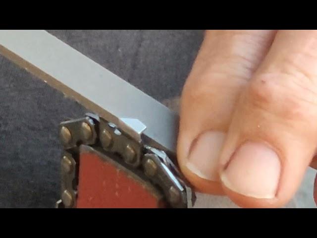 Square filing chainsaw chain