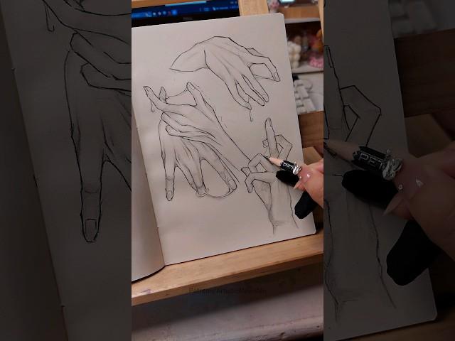 Hand Study 🫳
