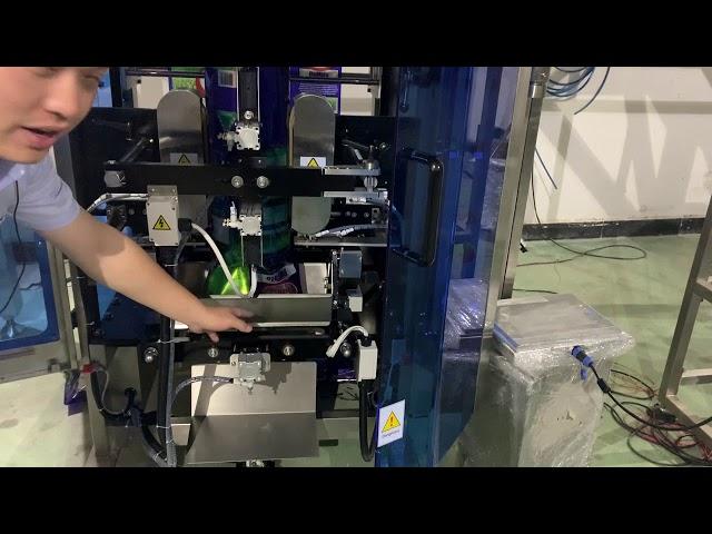 Automatic vertical weighing and packing machine for salad