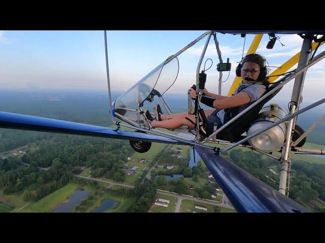 Alina landing at KMKS