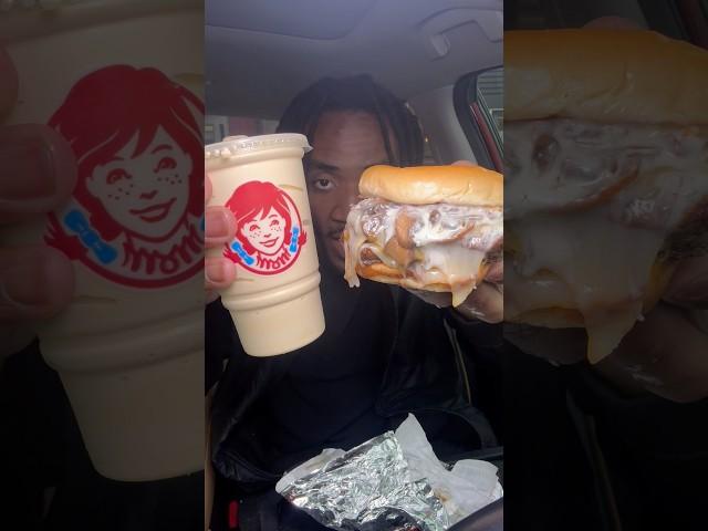 Wendy’s Mushroom Bacon Burger & Salted Caramel Frosty #food #foodreview #wendys #fastfood