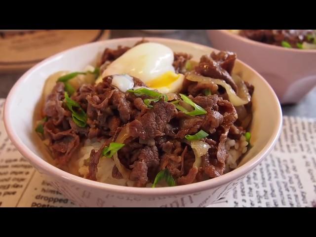 SUPER EASY Yoshinoya Inspired Japanese Beef Bowl Recipe 牛丼 Gyudon