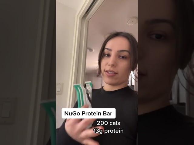 @Lemon Water  rates our NuGo Dark Mint Chocolate Chip bar! 