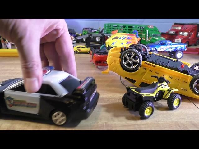 RC Toy Police Car Chase TOY CARS Crashes Dinosaur Attacks!  Hot Pursuit!