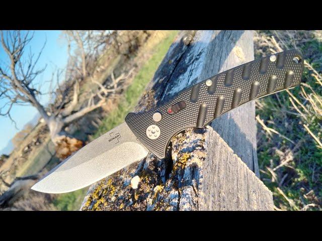 BladeOps Exclusive S30V Boker Strike automatic knife in S30V - A nice everyday carry knife.