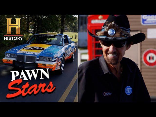 Pawn Stars Do America: Richard Petty's Autographed Tribute Car (Season 1)