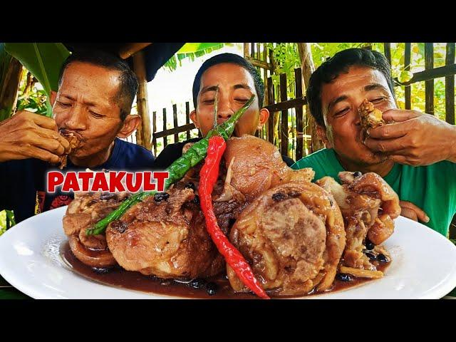 PATAKULT (Pata na nilaga sa YAKULT) new ways sa pagluluto ng Pata #cookingideas by #vlognirandy