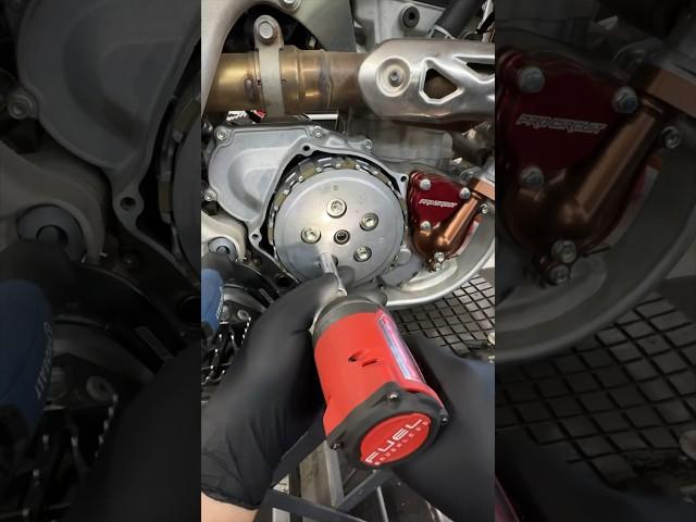 @RekluseMotorSports Manual clutch install