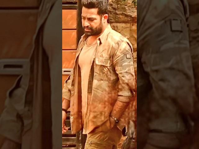 War 2 NTR లుక్ లీక్ | war 2 ntr look leaked #ntrwar2lookleaked #war2teaser #ntr #hrithikroshan