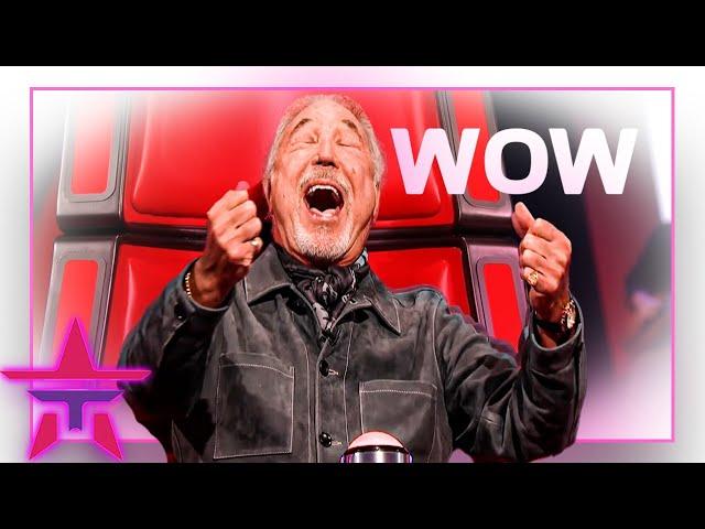 SIR TOM JONES SINGS 'CRY TO ME' IN BLIND AUDITIONS ! NAILS IT!| The VOICE UK 2021