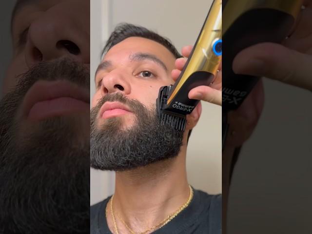 Beard Fade part 2  what do you guys think about this beard style!? ⬇️ #barber #beardseason