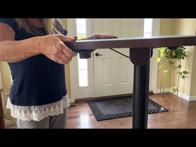 YILIFT Cordless Auto Lifting Small Standing Desk Review