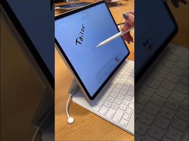 The new iPad Pro has a cool new trick! #tailormadetech #apple #ipadpro #ipadpro2022 #ipadprohover