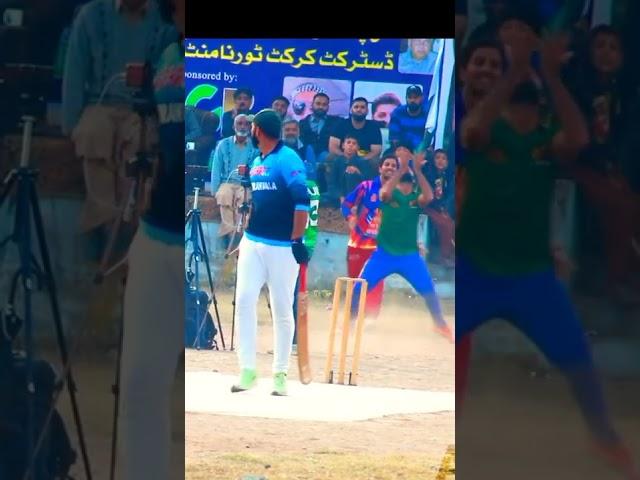 Taimoor Mirza in Tape Ball Cricket || Amazing Slow down Ball to Best Batsman