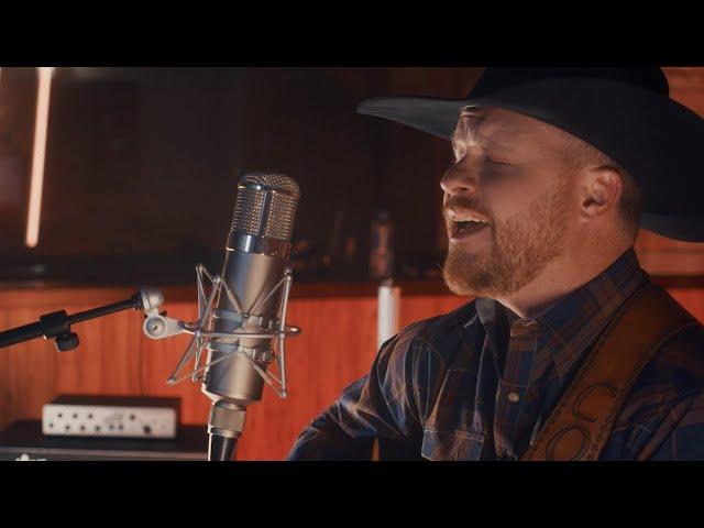 Cody Johnson - Whoever's In New England (Reba McEntire Cover)