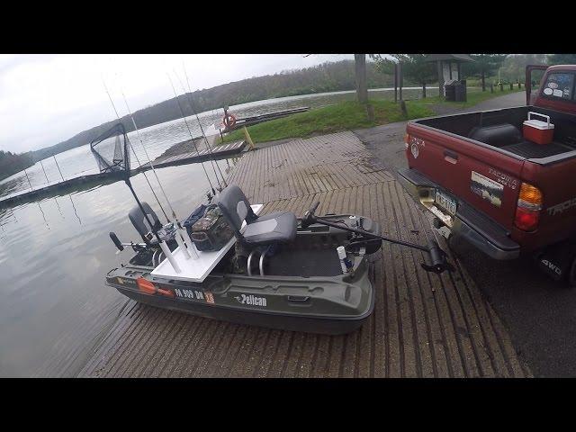 Pelican Bass Raider Fishing at Cross Creek Lake Pa (Motor Breaks)